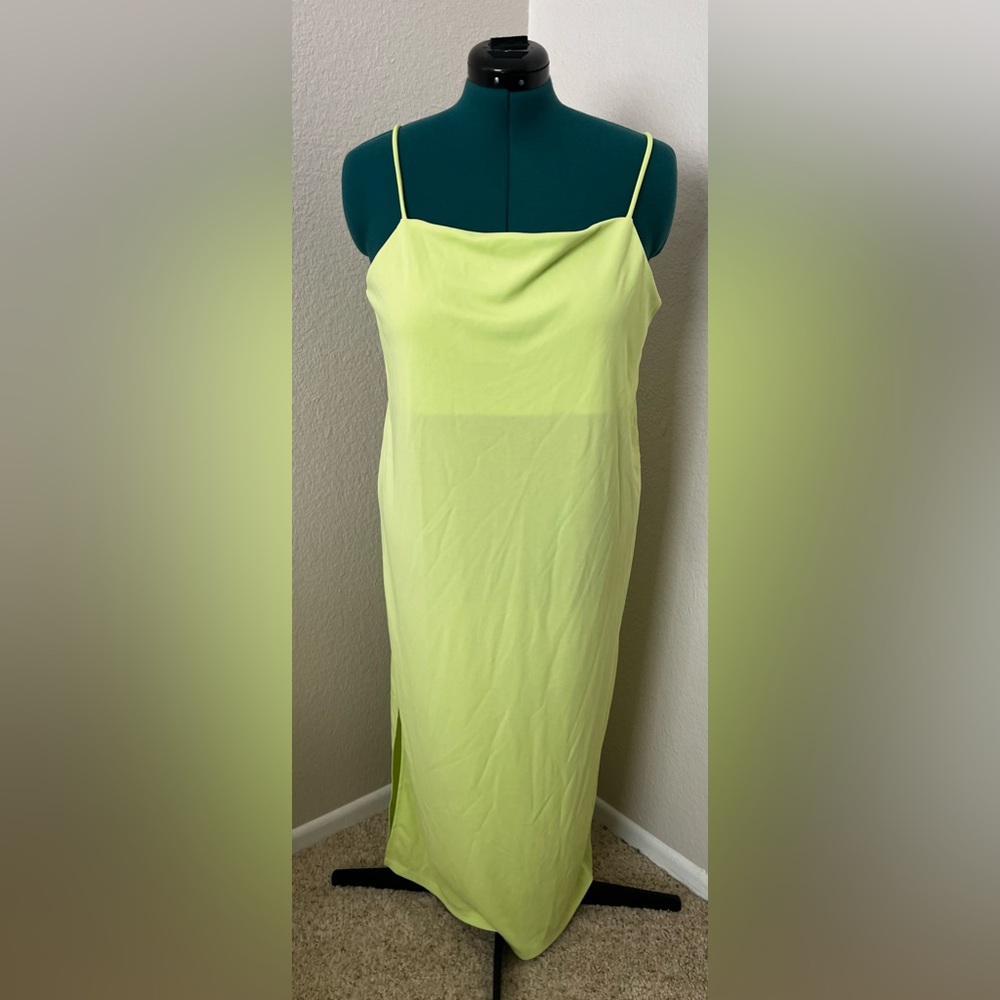 NWT H&M neon green dress with side slit size Medium (M)